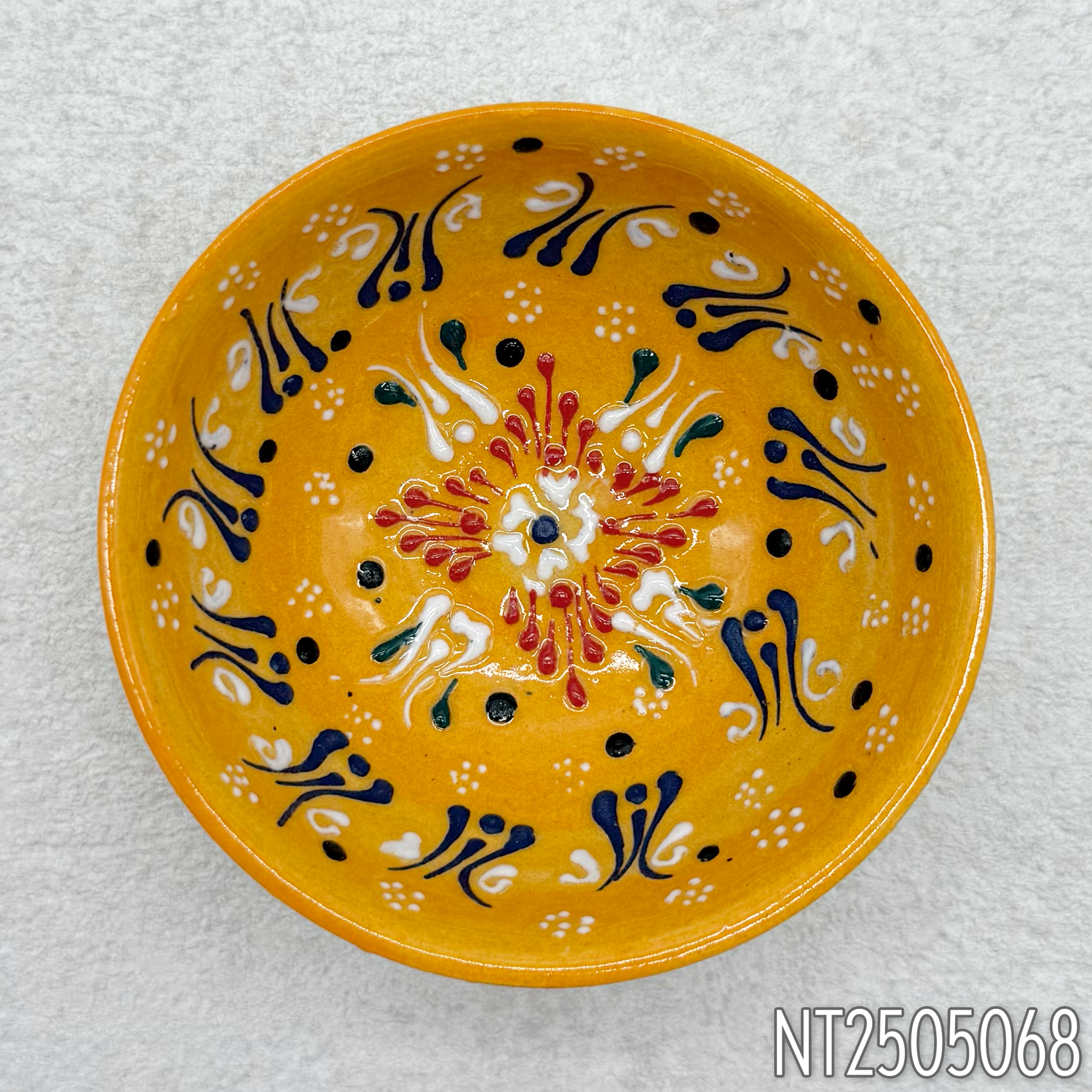 Natto Tülay (Niksar Çini) Round Handmade Small Plates (4 Types)
