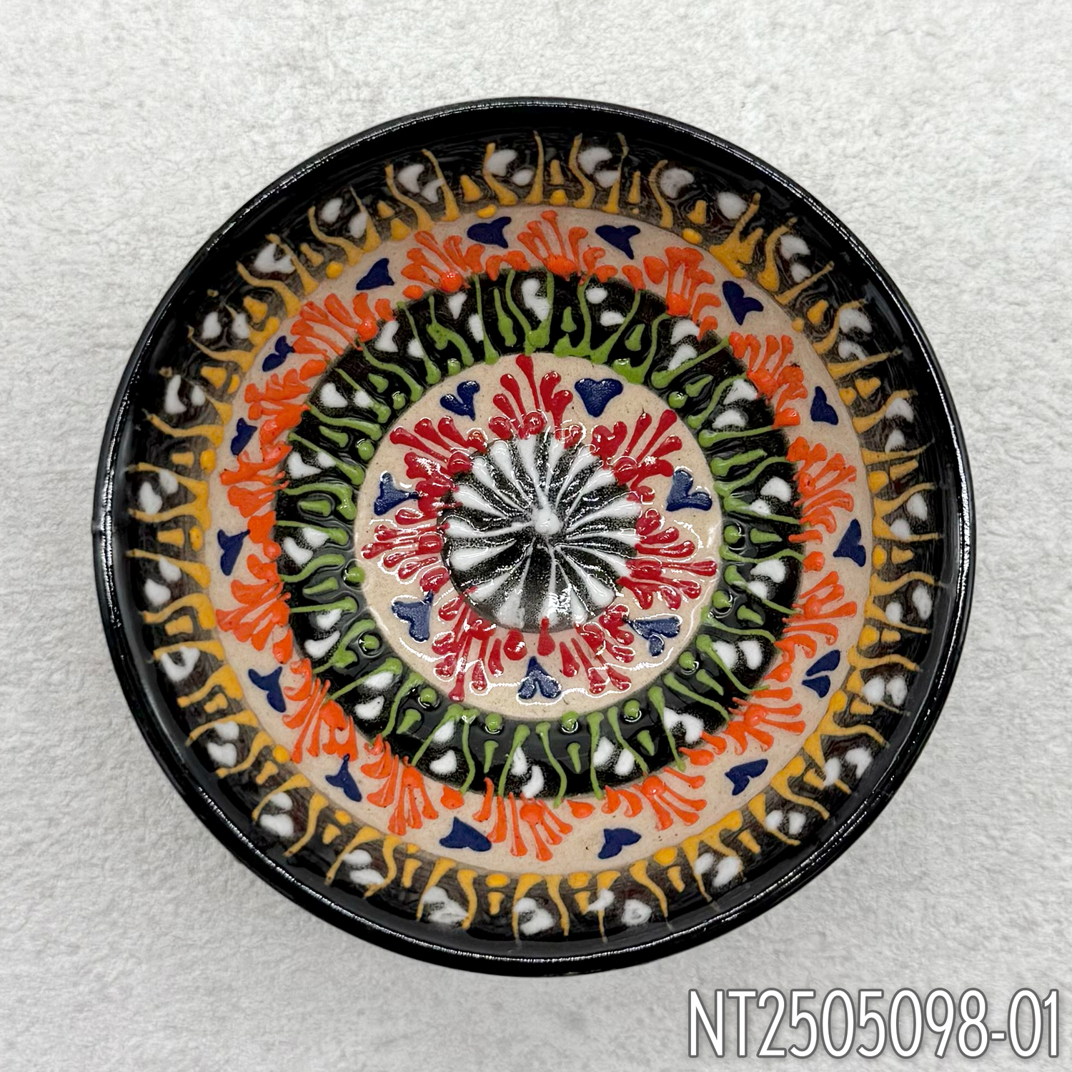 Natto Tülay（Niksar Çini）ラウンド型ハンドメイド小皿（4種）