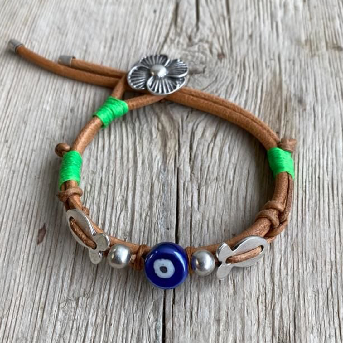 スア・デザイン セラミックナザールボンジュウ ハンドメイドレザーブレスレット | Sua Design Nazar Boncuklu Deri Bileklik | Evil Eye Beaded Leather Bracelet