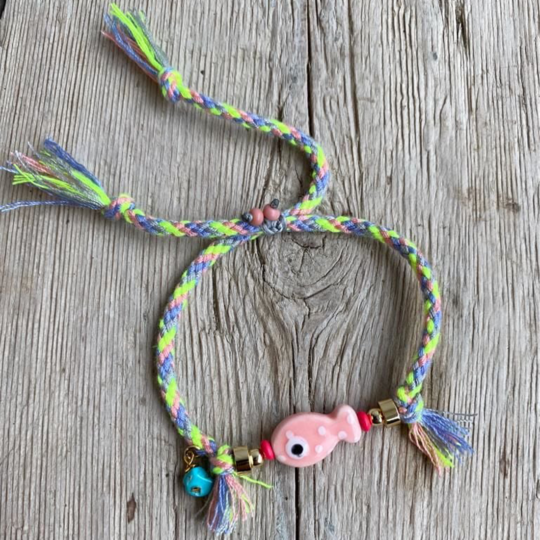 スア・デザイン ハンドメイドセラミック・フィッシュ ロープブレスレット | Sua Design Pembe Seramik Balık Detaylı İpli Bileklik | Pink Ceramic Fish Detailed String Bracelet